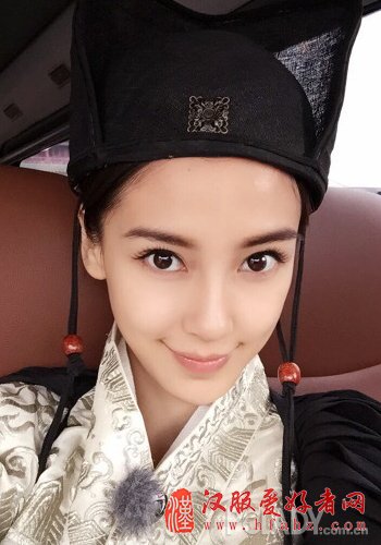  徐娇穿汉服游日本汉服图片 偷师明星踏青美肌诀窍