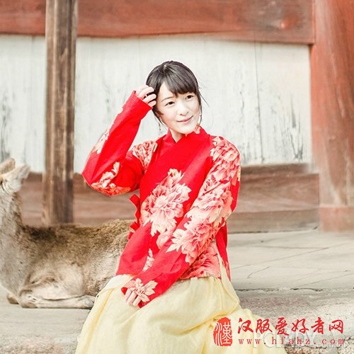  徐娇穿汉服游日本汉服图片 偷师明星踏青美肌诀窍