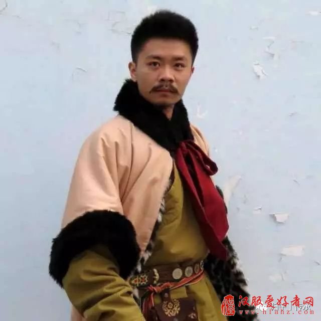  何意百炼刚 化为绕指柔 ——致力于汉服与铠甲复原的年轻人们