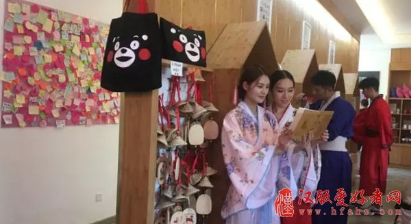汉服秀、免费游、拍美照......今天的善卷洞惊艳了所有人！