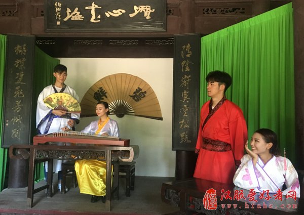 汉服秀、免费游、拍美照......今天的善卷洞惊艳了所有人！