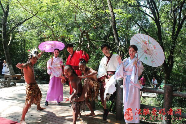汉服秀、免费游、拍美照......今天的善卷洞惊艳了所有人！