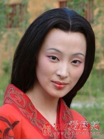 杨颖古装发型惊艳 说她最美你问过刘亦菲没