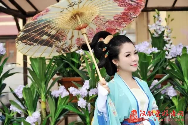  汉服之美丨霓裳羽衣今犹在