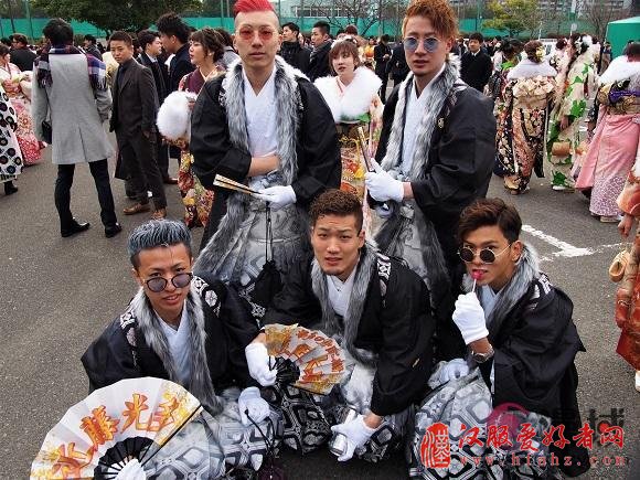 群魔乱舞！北九州成人礼吓坏宝宝