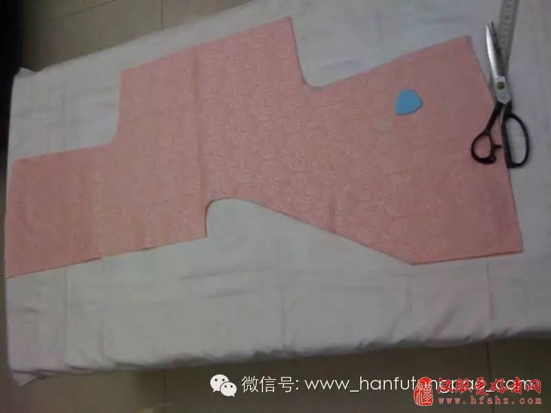  汉服的裁剪--交领半臂