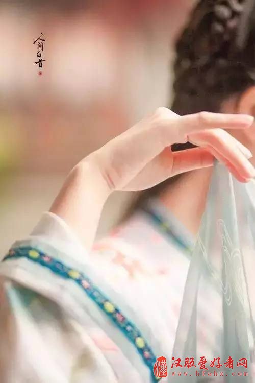  何惧复兴汉服道阻且长，看我华夏儿女！