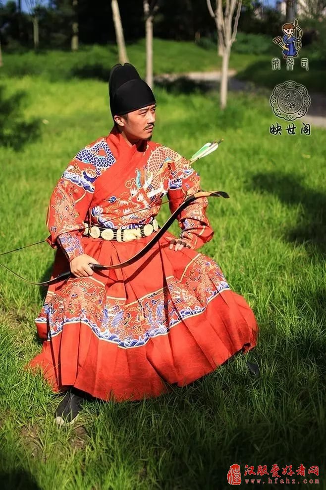  汉服飞鱼服——皇家特典