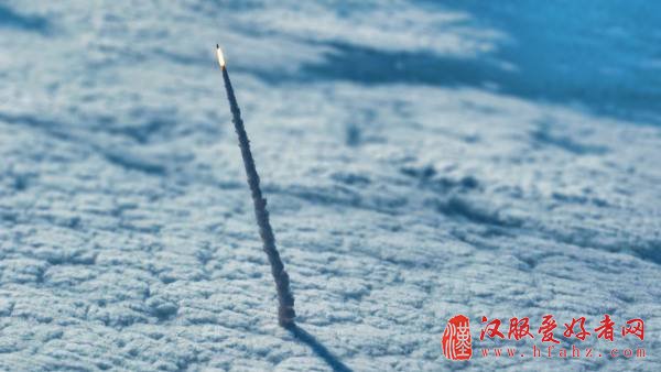 这些著名的照片看着确实像是PS的,比如微信的开