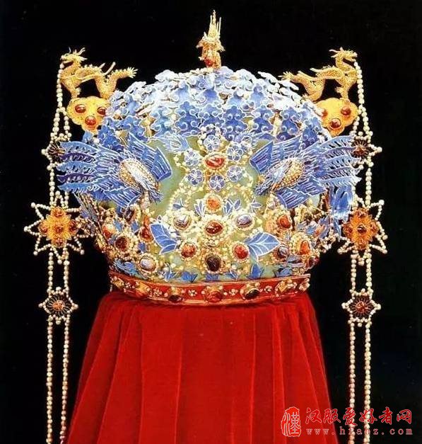  中国古代女性最高礼仪的盛饰——凤冠