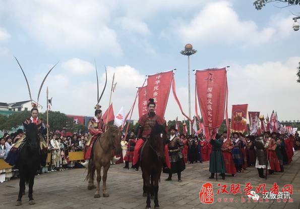 3.5万汉服同袍齐聚第五届西塘汉服文化周 共筑传统文化复兴梦
