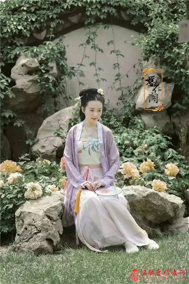  适合夏天穿的汉服搭配推荐