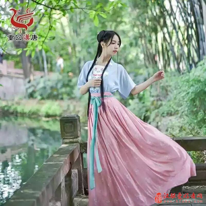  适合夏天穿的汉服搭配推荐