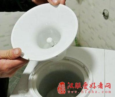 饮水机聪明座漏水及饮水机下面漏水原因及解决