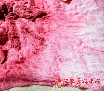  教你在家做《红楼梦》中的胭脂