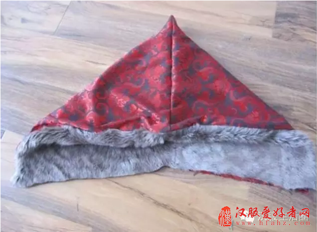 斗篷制作过程