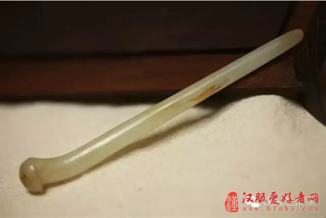  关于明代的交领领口