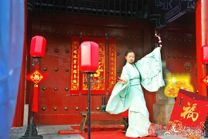 杞县汉服传统文化研习会举行传统婚礼