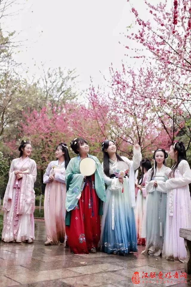  当代汉服实践与发展之花朝节探索新思路