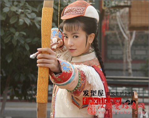 《倾城绝恋》李晟饰美璃剧照曝光 古装发型清新淡雅
