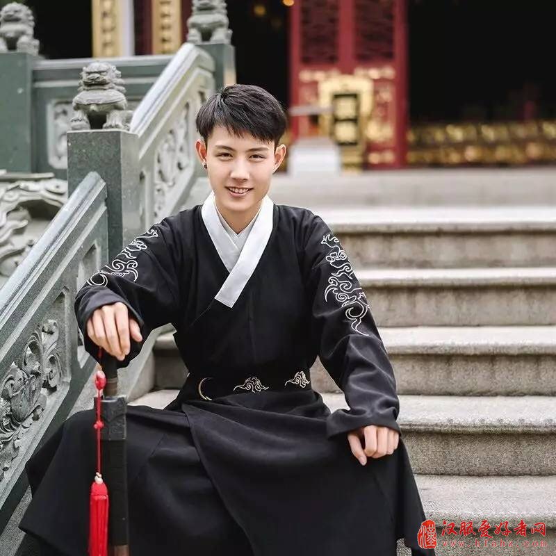  穿着汉服去旅行丨五一旅游汉服穿衣攻略