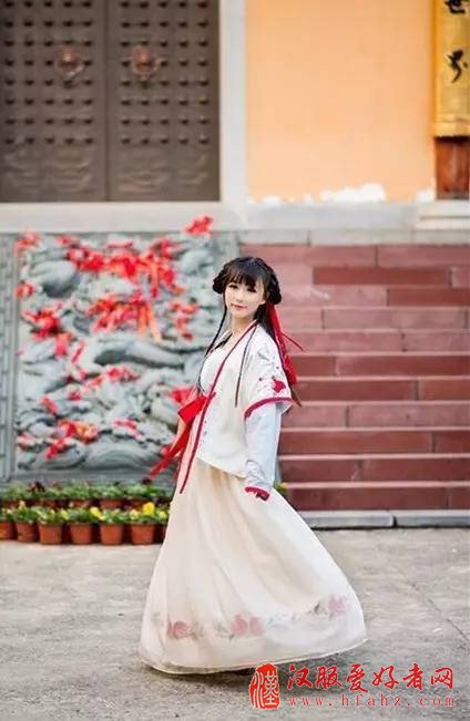  穿着汉服去旅行丨五一旅游汉服穿衣攻略