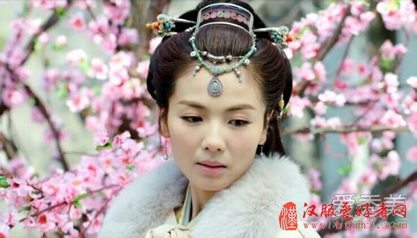 2015古装美女PK 刘涛赵丽颖Baby颜值排行榜