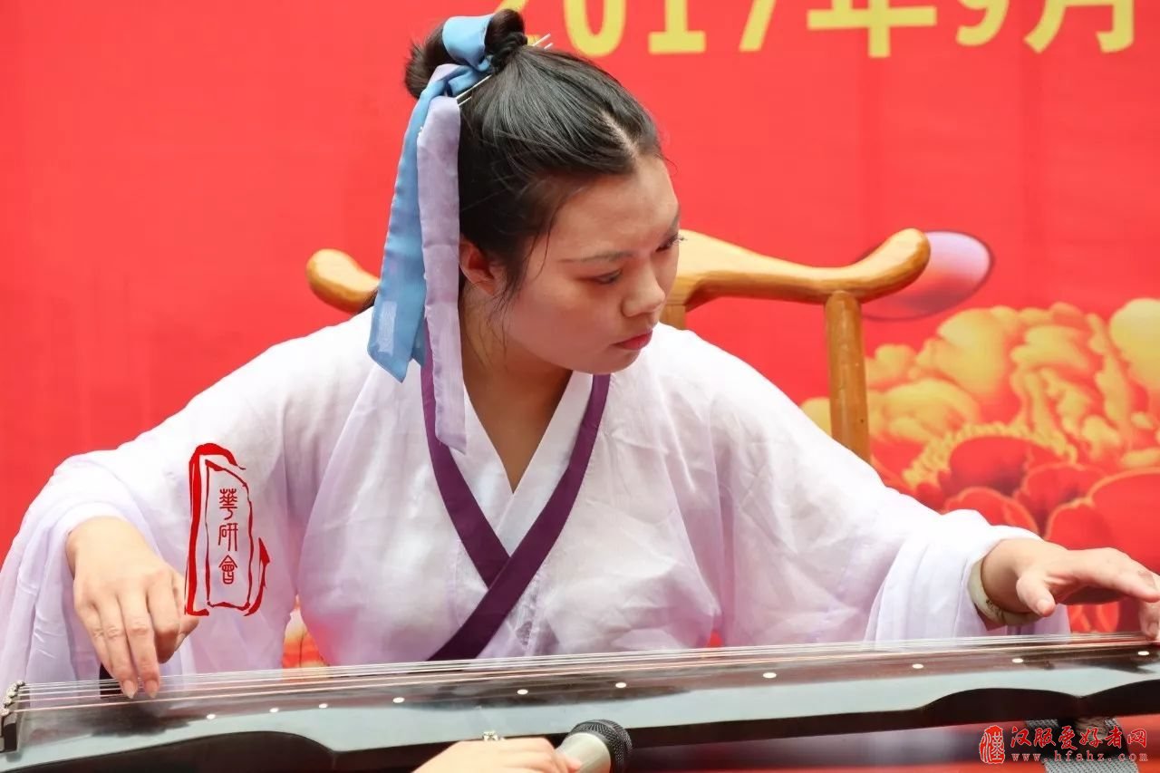传承好家风，喜迎十九大主题系列迎中秋活动报道