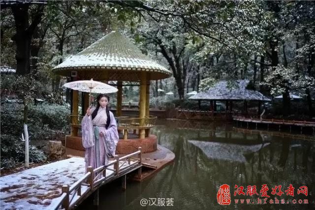  汉服，遇见你是我一生的春暖花开