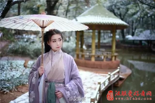  汉服，遇见你是我一生的春暖花开