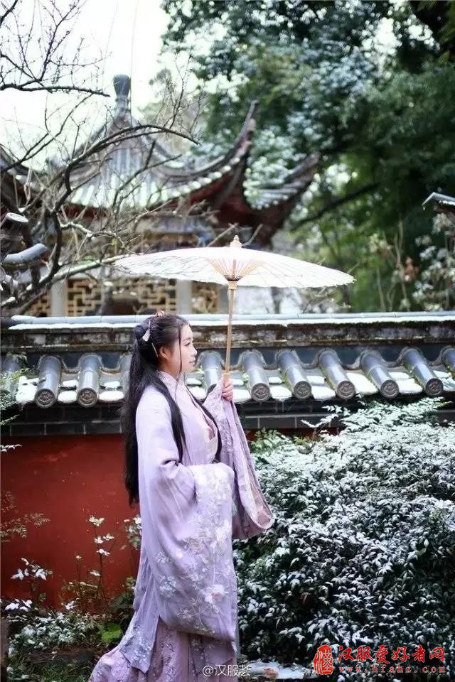  汉服，遇见你是我一生的春暖花开