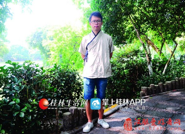 桂林年轻小伙爱传统文化喜欢穿汉服出门 目的是这个(图)