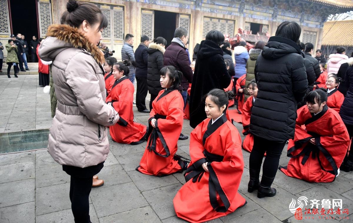 拜圣贤感师恩敬父母…他们的成人礼是这样的