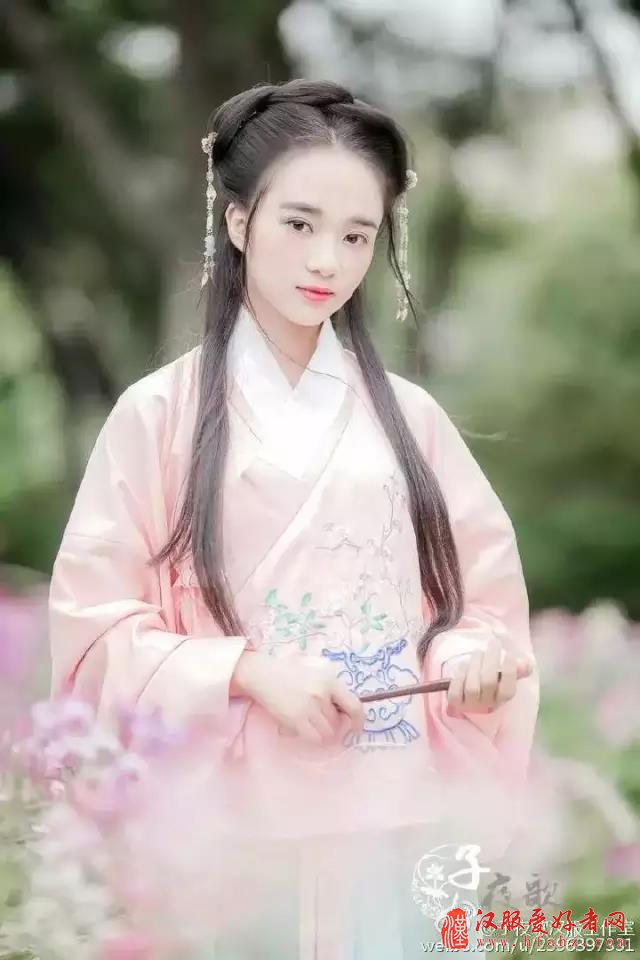  衣冠归来，大美汉服