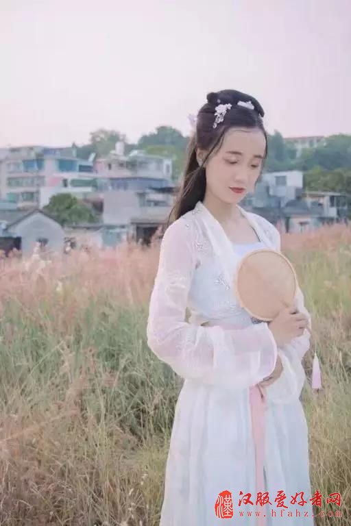  衣冠归来，大美汉服