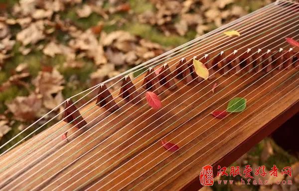  传统民族乐器——古筝