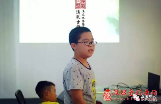 汉风古韵受邀团市委为青少年做汉服与传统礼仪分享