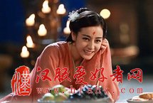 迪丽热巴郑爽 90后小花古装造型亮眼作为演艺圈最朝气蓬勃的力量，各位小花的古装造型也成为大家关注的热点。接下来就为大家盘点一下这些90后小花们，古装造型哪个更胜一筹，谁才是你的菜。【详细】娱乐时尚|娱乐图集|影视