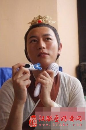 杨幂谢霆锋张柏芝吴奇隆刘诗诗霍建华陈乔恩 明星古装戏外搞怪照片大集合