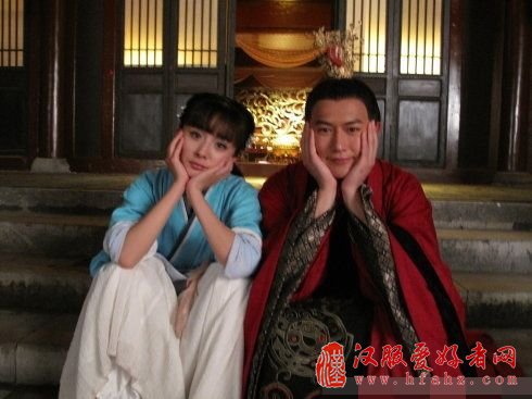 杨幂谢霆锋张柏芝吴奇隆刘诗诗霍建华陈乔恩 明星古装戏外搞怪照片大集合