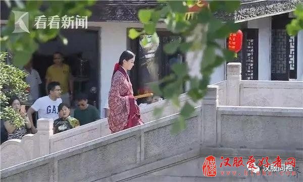汉服热:传统文化复兴还是作秀?
