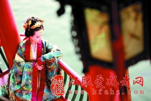 一辑汉服婚纱照，拍出正宫娘娘即视感