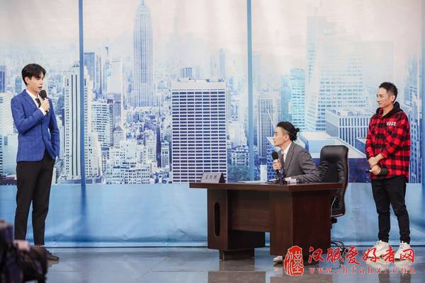 《快乐大本营》周一围即兴表演 搭档胡一天暖男