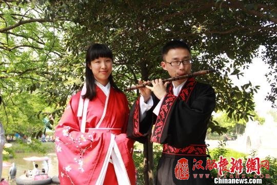 唐钰炜 摄