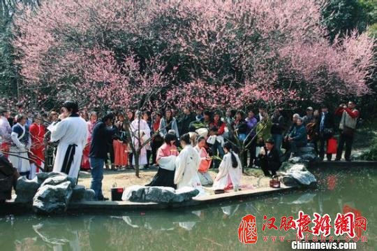 唐钰炜 摄
