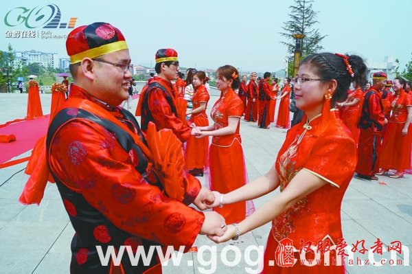 执子之手，与子携老
