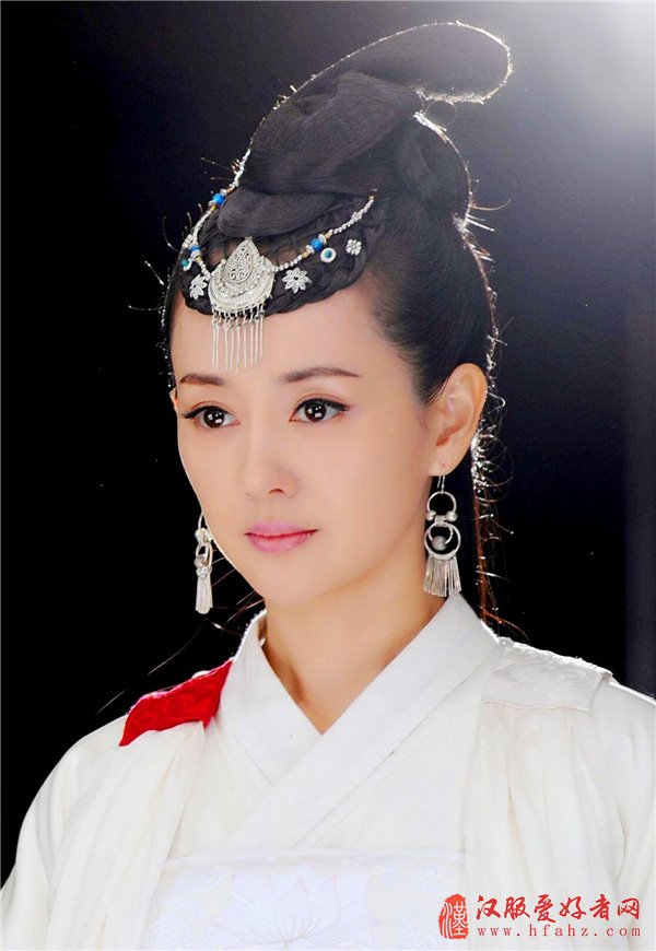 古装女神张定涵：《新甘十九妹》是纯正武侠剧