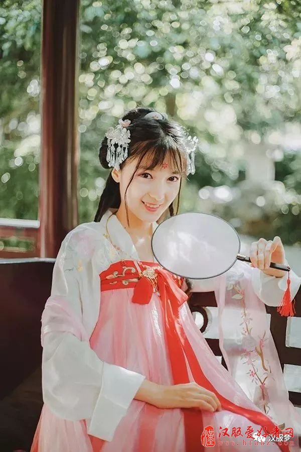  汉服，适合每一个人的衣服