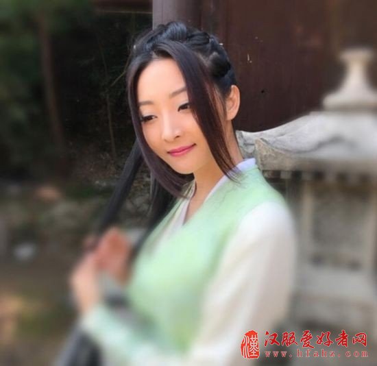 《楚乔传》楚乔因为蒙枫穿宇文玥的衣服吃醋蒙枫扮演者苑子艺资料(图)