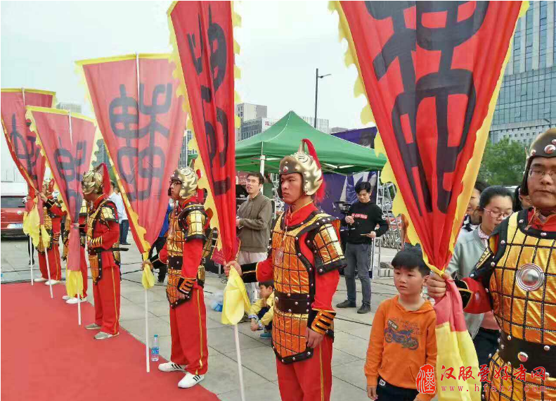 许昌市第二届汉服集体婚礼隆重举行